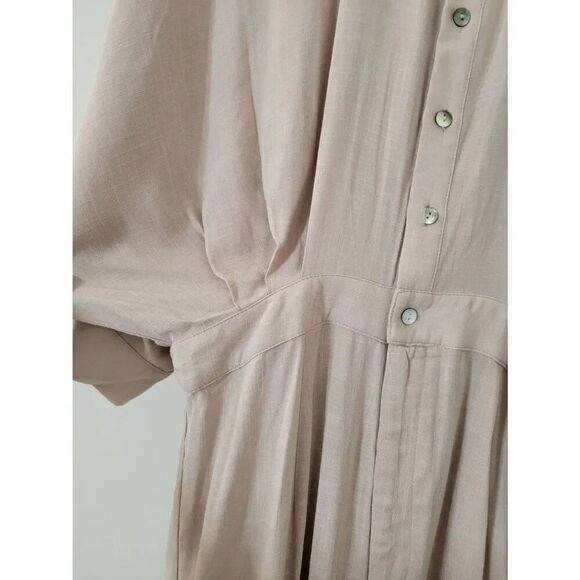 Lulus Bring the Dream Beige Button-Up Jumpsuit M NWT - Picture 8 of 13